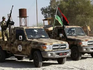 غارات للجيش الليبي على معاقل القاعدة في الجفرة
