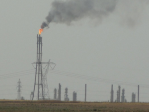 “We have seen some significant international effort to eliminate funding lines off Daesh. This effort is being led by a number of Saudi officials," said White House spokesman Josh Earnest. (Al Bawaba/File)