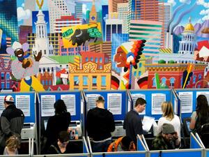 Voters cast their ballots in Denver, Colorado (AFP/Jason Connolly) 