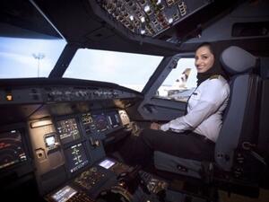 Oxford Aviation Academy has opened its doors to women  (Twitter)