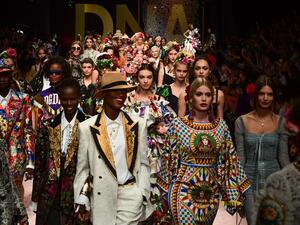 Sheikha Dana Al-Khalifa of Bahrain walked the runway for Dolce and Gabbana at Milan Fashion Week (Twitter)