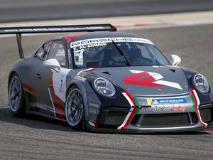 السائقون الدوليون يحتفلون بالمعلم البارز خلال الجولة الثانية