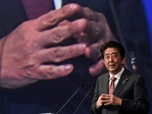 رئيس الحكومة اليابانية شينزو آبي 