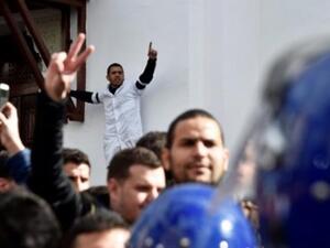 تظاهرة للاطباء المقيمين في العاصمة الجزائرية.

