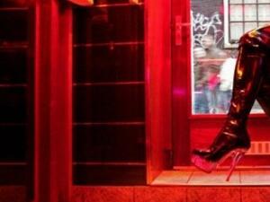 تدابير جديدة لتسهيل تدفق السياح إلى حي الدعارة في أمستردام