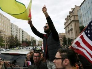 تظاهرة ضد زيارة الرئيس التركي رجب طيب اردوغان على هامش قمة الامن النووي في مركز بروكينغز اينستيتيوت

