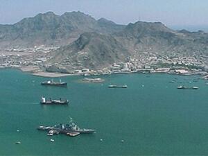 مضيق باب المندب المؤدي الى البحر الأحمر