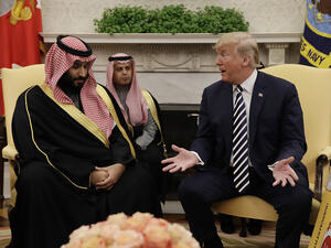 ارشيف/ الرئيس الاميركي دونالد ترامب وولي العهد السعودي الامير محمد بن سلمان