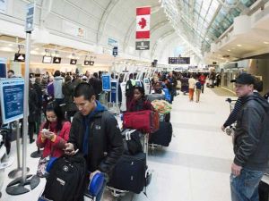 إجراءات للحؤول دون اعتناق موظفي مطارات كندا للفكر الجهادي

