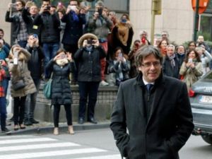 الرئيس الكاتالوني المقال كارليس بوتشيمون