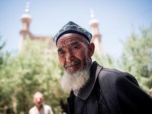 المسلمون الإيغور في الصين يعانون في ظل "دولة بوليسية"