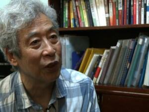 الأستاذ الجامعي المتقاعد سون وينغوانغ 