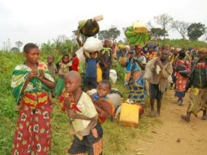 سكان قرى نزحوا من قراهم هربا من العنف الاتني في ولاية شمال كيفو في الكونغو الديموقراطية

