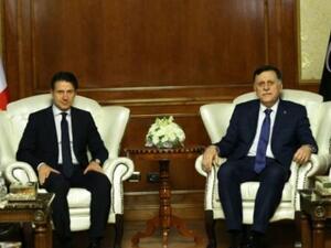 رئيس حكومة الوفاق الليبية فائز السراج ورئيس الوزراء الايطالي جوزيبي كونتي في طرابلس
