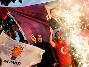 تقدم مريح لإردوغان وحزبه الحاكم في انتخابات تركيا