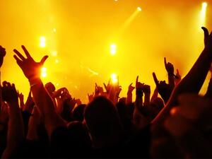 ارشيف/ محتفلون براس السنة في دبي