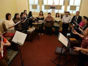 تمارين لجوقة كنيسة القديس يوسف استعدادا لاستقبال البابا فرنسيس

