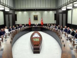 الرئيس التركي رجب طيب اردوغان يرأس اجتماعا لمجلس الأمن القومي في انقرة يوم الأربعاء

