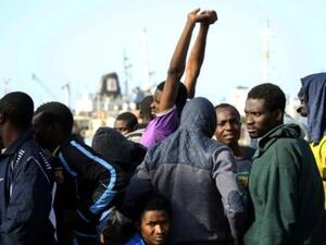 وفاة مهاجرين اثنين عطشا وانقاذ 80 في الصحراء الكبرى
