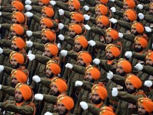 عرض عسكري في نيودلهي
