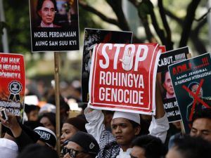 آلاف الإندونيسيين يتظاهرون ضد ميانمار في جاكرتا