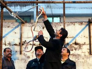 إيران تنفذ حكم الاعدام بانفصاليين أكراد

