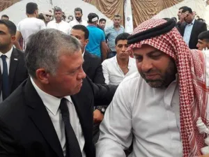 الملك يزور بيت عزاء الجواوده
