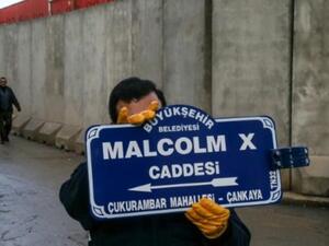 أنقرة تطلق اسم "مالكولم إكس" على شارع السفارة الأميركية الجديدة
