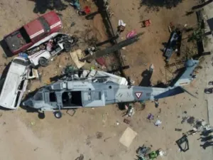 صورة من الجو لموقع تحطم المروحية
