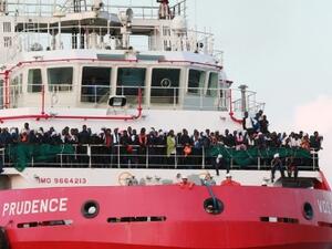 سفينة انقاذ المهاجرين برودانس التي تستخدمها منظمة اطباء بلا حدو
