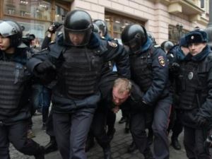 اعتقال العشرات خلال تظاهرة للمعارضة في موسكو
