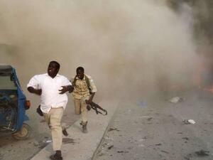 22 قتيلا في تفجيرات انتحارية وإطلاق نار في مقديشو
