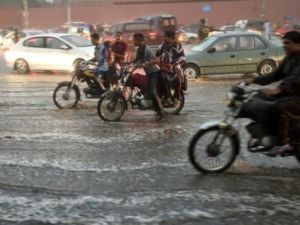 فيضانات تخلف 11 قتيلا في باكستان
