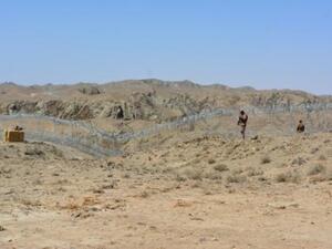 جنود باكستانيون عند نقطة مراقبة عند الحدود الباكستانية الافغانية
