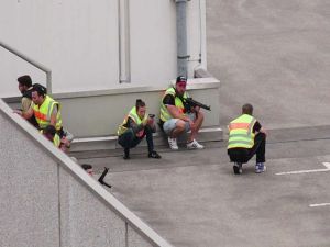 عناصر من الشرطة الالمانية خلال الهجوم