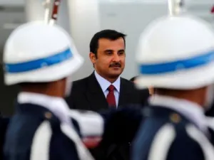 أمير قطر الشيخ تميم بن حمد آل ثاني

