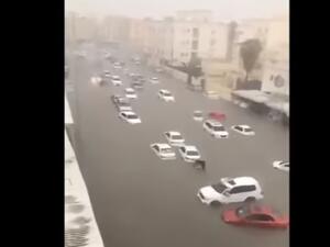 فيضانات جارفة في قطر