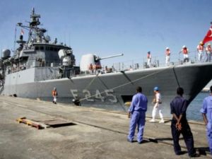 سفينة حربية تركية

