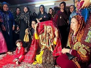 تركمانستان تحظر تعدد الزوجات
