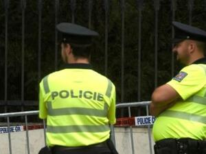 توقيف الإمام السابق لبراغ تمهيدا لمحاكمته بتهم الإرهاب
