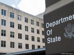 واشنطن تطرد دبلوماسيين روسيين 
