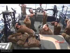 البحرية الأميركية تعاقب ثمانية عناصر اعترضتهم ايران