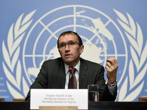 Special Advisor to the UN Secretary-General on Cyprus Norway's Espen Barth Eide speaks during a press conference on the third day of UN-sponsored Cyprus peace talks on January 11, 2017 in Geneva. (AFP/Philippe Desmazes)
