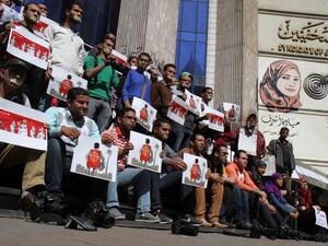 Egyptian journalists protesting the recent increase in intimidation and arrests. (AFP/Mahmoud Khaled)
