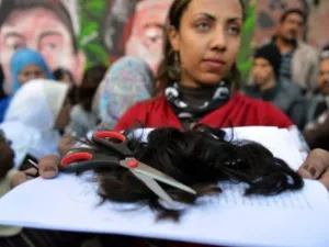 قرار الإبحار إلى أوروبا بحثاً عن الأمن والحياة الكريمة لم يكن سهلاً على أية عائلة فلسطينية 