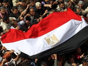 متظاهرون مصريون في ميدان التحرير