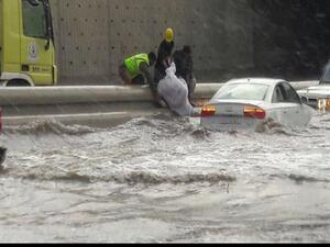 أجهزة الدفاع المدني السعودية أنقذت بين الاحد والاربعاء 271 شخصا