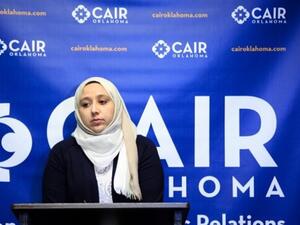 جنان عايش (33 عاما)