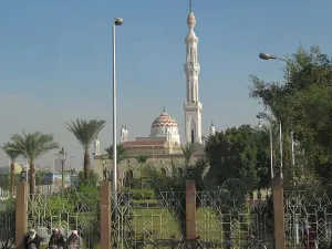 The program comes within the framework of the bank's Country Partnership Framework (CPF) for 2015–19, which provides about $8B for supporting Egypt's economy. (Wikimedia Commons)