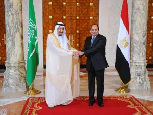 Egypt is scrambling to secure some $5B in bilateral financing needed to ensure that a $12B IMF lending programme will go ahead. (AFP/File)

